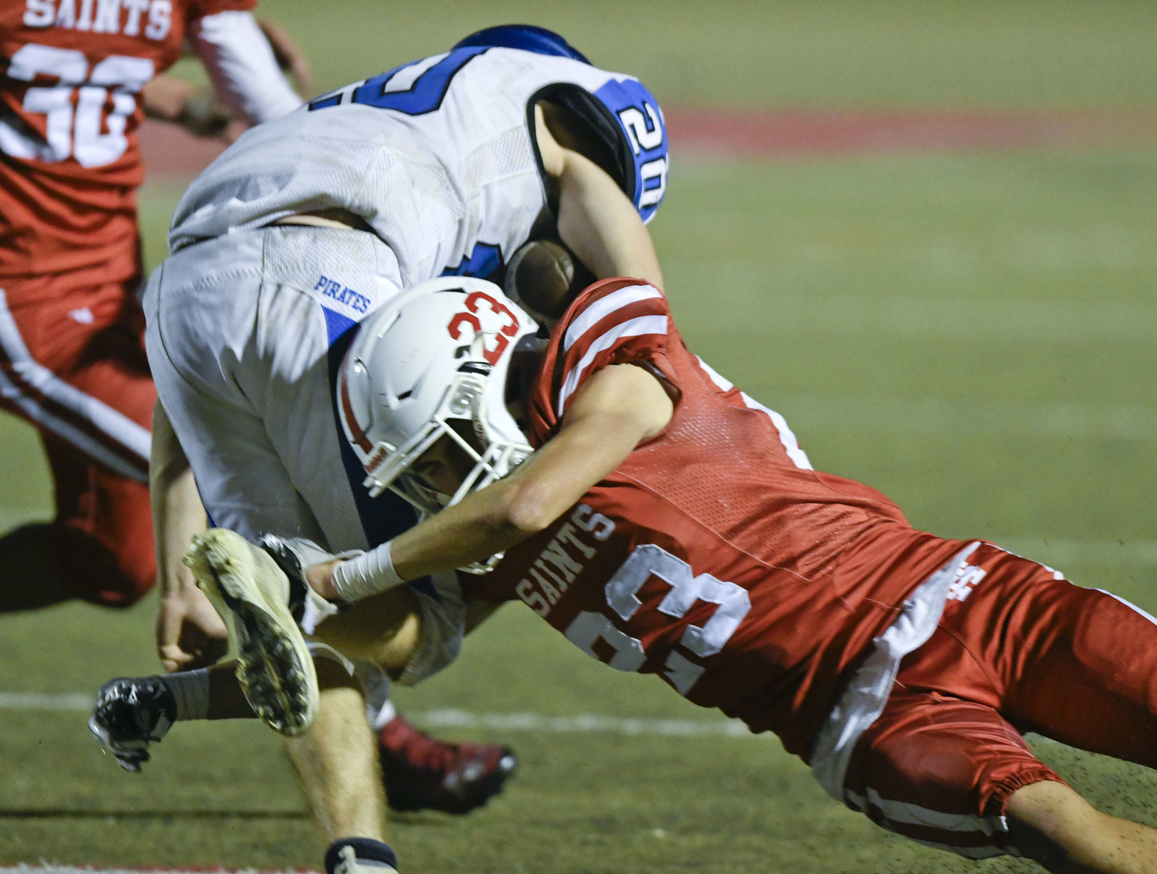 102519 MB SM football 08.jpg
